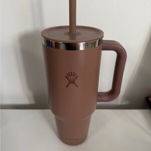 Hydro Flask Matte Brown Tumbler with Handle
